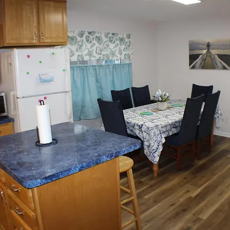 Beautiful Ranch Home Between Virginia Beach And Norfolk